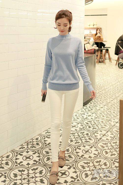 韩国早春街拍 冰淇淋色毛衣美哭你