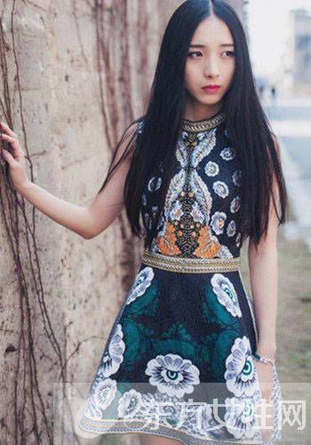 民族风女装搭配技巧 最纯粹的美不过如此