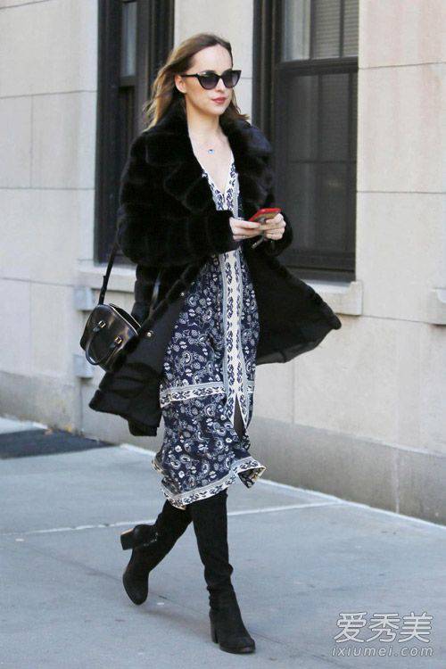 2016你的衣橱里还差这几件连衣裙