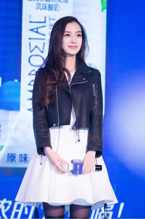 又潮又美的她 快跟女神学春季搭配吧