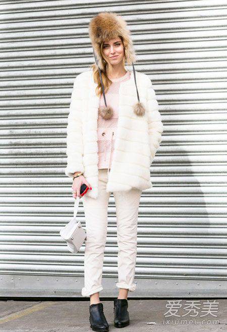 下雪天穿什么最好看 白色冬装正当道