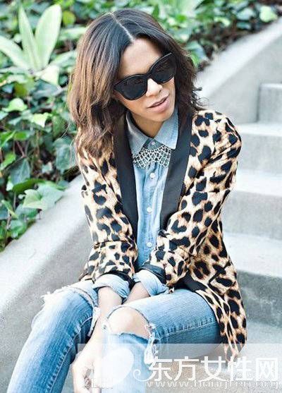 豹纹大衣时髦穿搭法 今冬就要这么潮