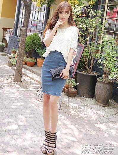 牛仔裙怎么穿才好看 这几种搭配学起来