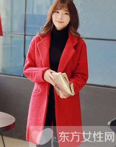 冬季经典红黑色服装搭配 轻松穿出完美身材