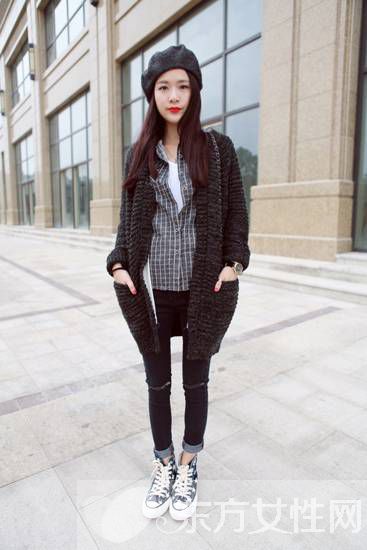经典黑冬装外套搭配技巧 时髦穿法让你气场十足