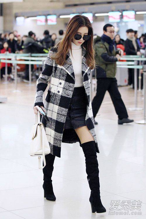 少女时代春装街拍 林允儿早春粉嫩登场