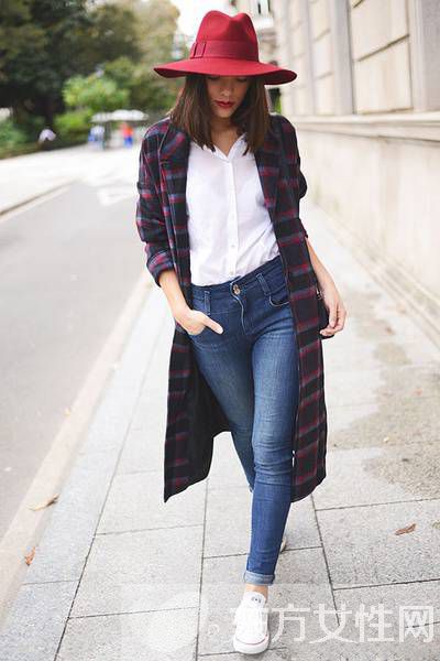 打底衫最佳搭配推荐 百搭显瘦纯色最经典