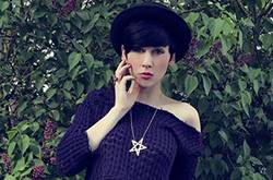 夏日女生流行时装搭配 引领你进入潮流时尚