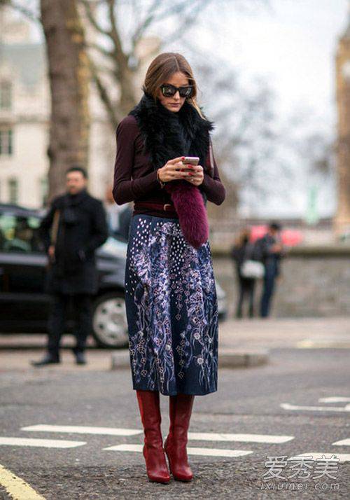 早春最佳CP穿搭 毛衣配裙子就是这么美