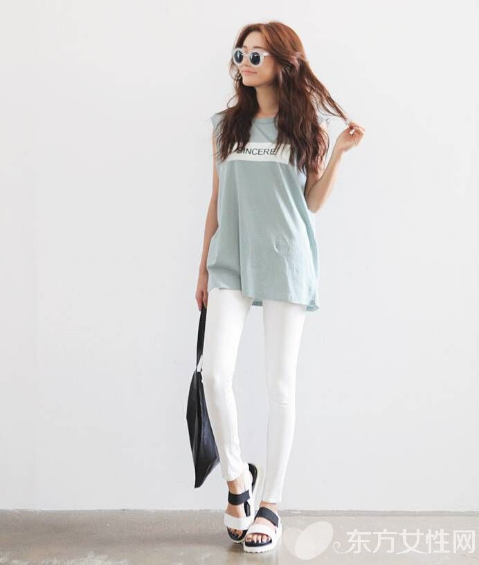 夏日超美穿搭术 凉拖+裤装时髦又有品