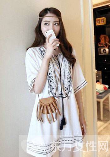 民族风女装搭配技巧 最纯粹的美不过如此