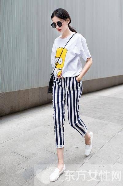 卡通t恤+长裤or短裤 减龄时尚又可爱