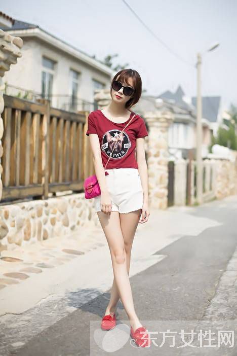 夏季短裤搭配图片推荐 简约休闲风完美呈现
