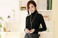 巧选职场西装裙 尽展职场女性迷人风采