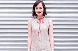 今夏必备扮靓单品蕾丝裙 跟着时尚宠儿这样穿准没错