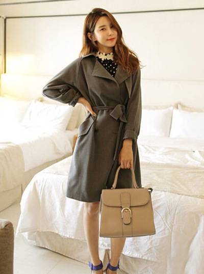 女士风衣外套搭配技巧 呈现不同风格的美