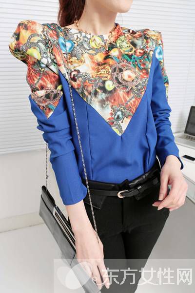 欧美复古风碎花衬衫搭配 奢华霸气尽显女王气质范儿