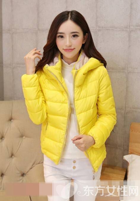 短款羽绒服搭配图片 这么搭瞬间变高变修长