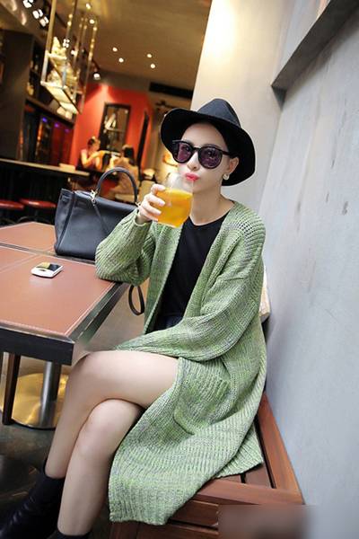 秋季毛衣最佳搭配 甜美气质就是怎么来的