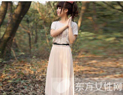 半身长裙搭配技巧推荐 巧妙搭配秒变气质女神