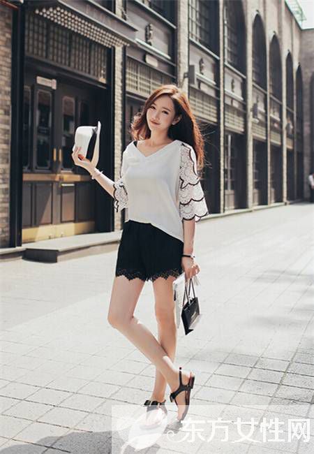 蕾丝裤搭配什么上衣 六招教你穿出清新女神范儿