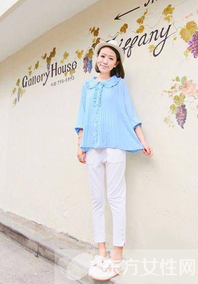 湖水蓝色服装穿搭术 散发与众不同的时髦感
