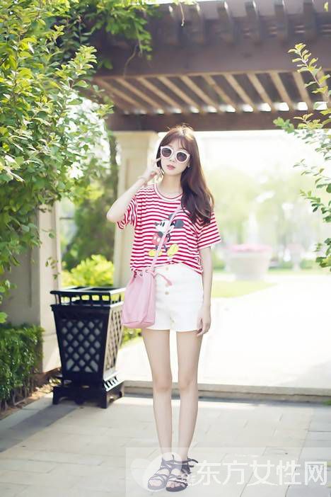 夏季短裤搭配图片推荐 简约休闲风完美呈现