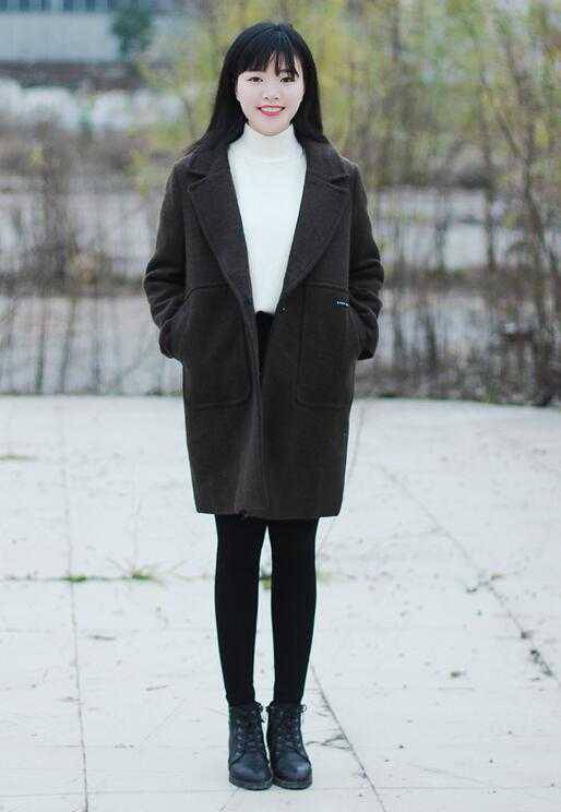 春装高领毛衣怎么搭配 达人街拍搭配推荐