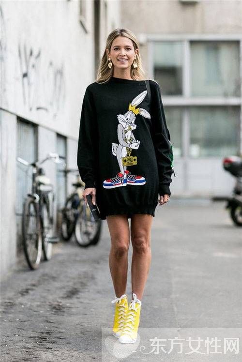 冬季时尚花色毛衣搭配 学着这样穿准没错