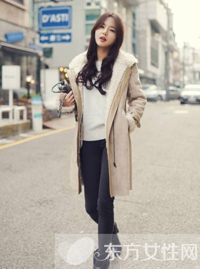 教你毛呢大衣外套搭配法则 轻松穿出九头身
