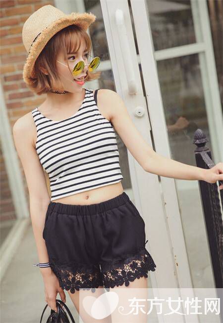 蕾丝裤搭配什么上衣 六招教你穿出清新女神范儿