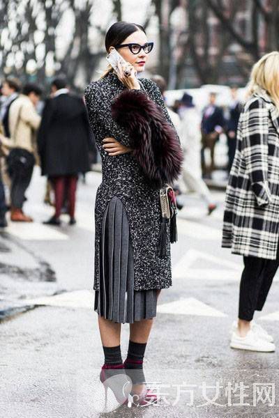 羊毛连衣裙怎么穿好看 即时尚又保暖的最佳穿法