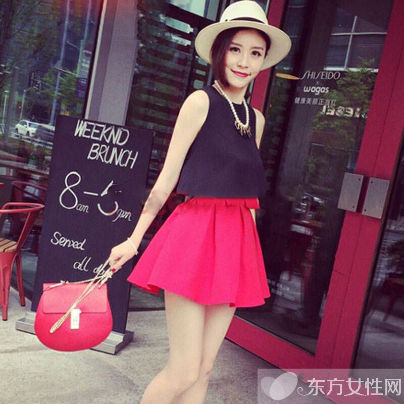 红裙子搭配什么外套好看 时下最潮的搭配方法推荐