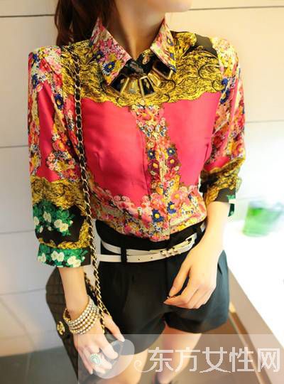 欧美复古风碎花衬衫搭配 奢华霸气尽显女王气质范儿