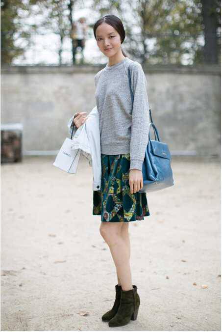 时尚卫衣穿搭技巧 春装搭配不再单调