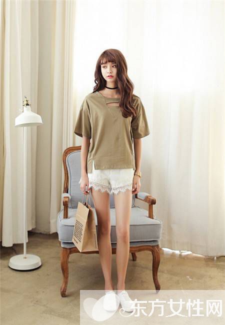 蕾丝裤搭配什么上衣 六招教你穿出清新女神范儿