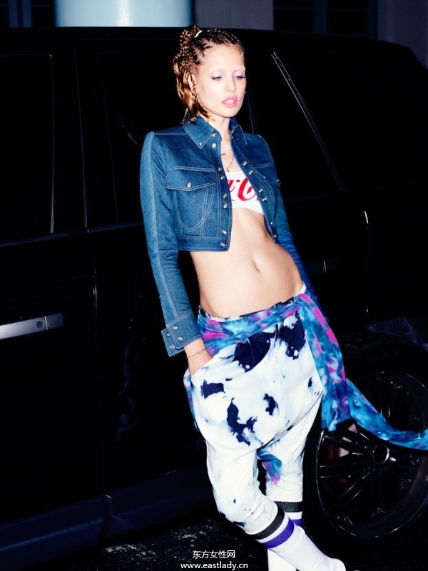 2013年6月17日欧美街拍拼得是性感