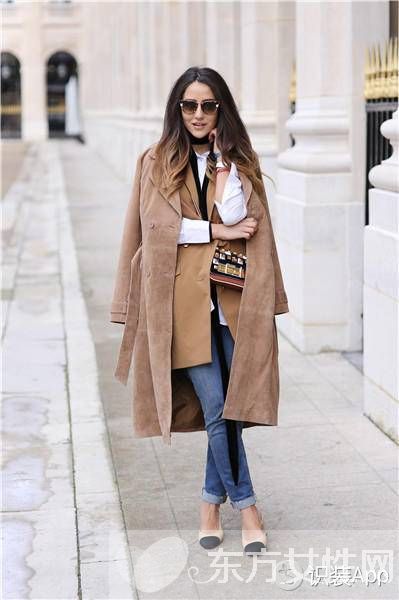 谁说时尚的人儿不怕冷 快看她们的两层外套穿搭法