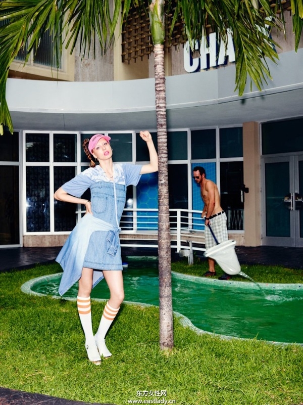 2013年6月17日欧美街拍拼得是性感