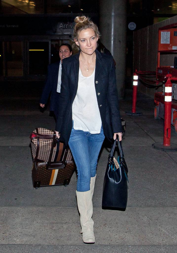 这个夏天 白T牛仔裤才是时尚潮流王道