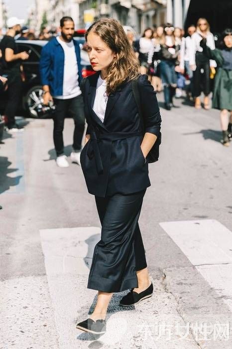 办公室穿搭怎么才能穿的时髦 学学时尚街拍达人