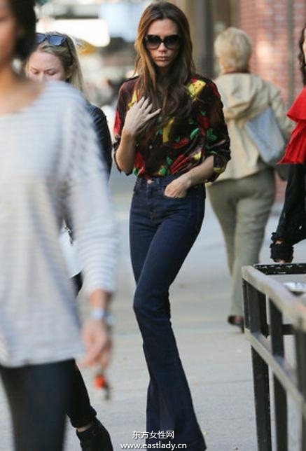 跟贝嫂维多利亚学穿喇叭裤