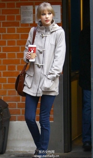 欧美街头明星们混搭出行彰显个性生活