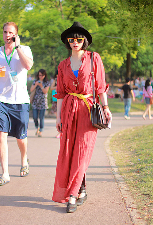 八月中国街拍 长裙幽雅伴一夏
