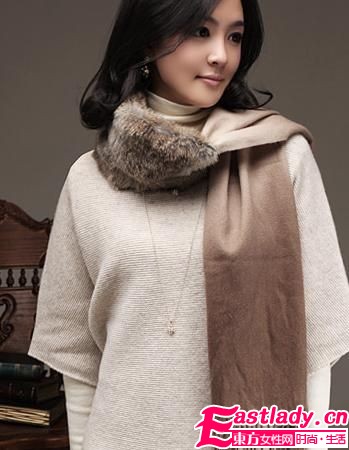 巧搭冬日围巾 气质百分百