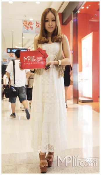 沪上街拍 看看谁的街头裙装最In