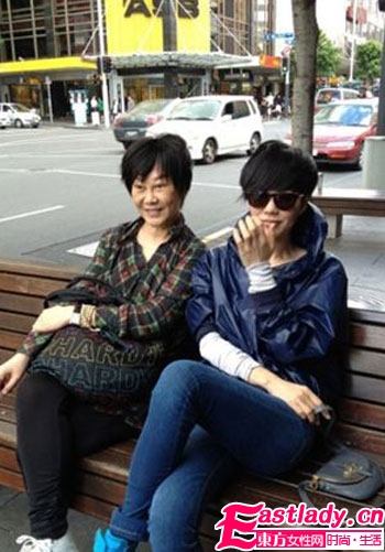 Ella引领明星新年混搭 萌装保暖又抢镜