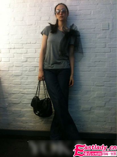 大明星爱上阔腿裤 隐藏赘肉各有高招