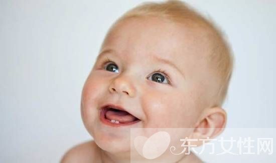 宝宝长牙期发烧怎么办 揭秘其中的4大症状