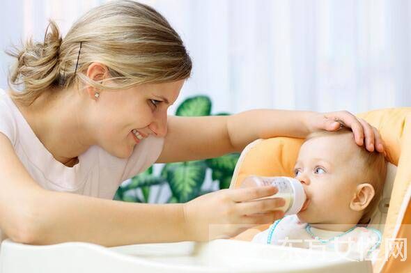 混合喂养的正确方法 混合喂养的注意事项